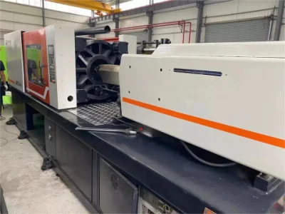 El pequeño PLC vertical Chenhsong de las máquinas del moldeo a presión máquina del moldeo a presión de Fanuc de 128 toneladas